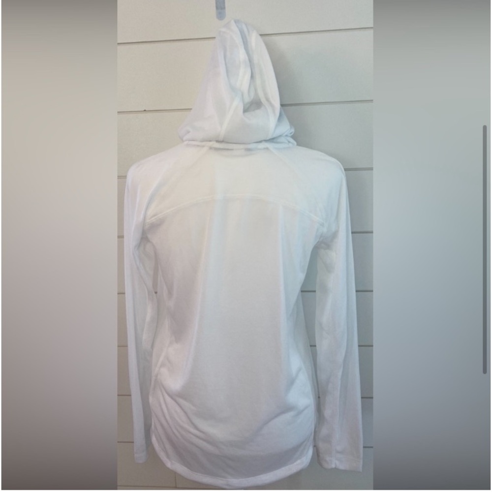 UA Under Armour Women's White Lightweight Pullover Hoodie SM Athleisure Sport - Picture 2 of 8